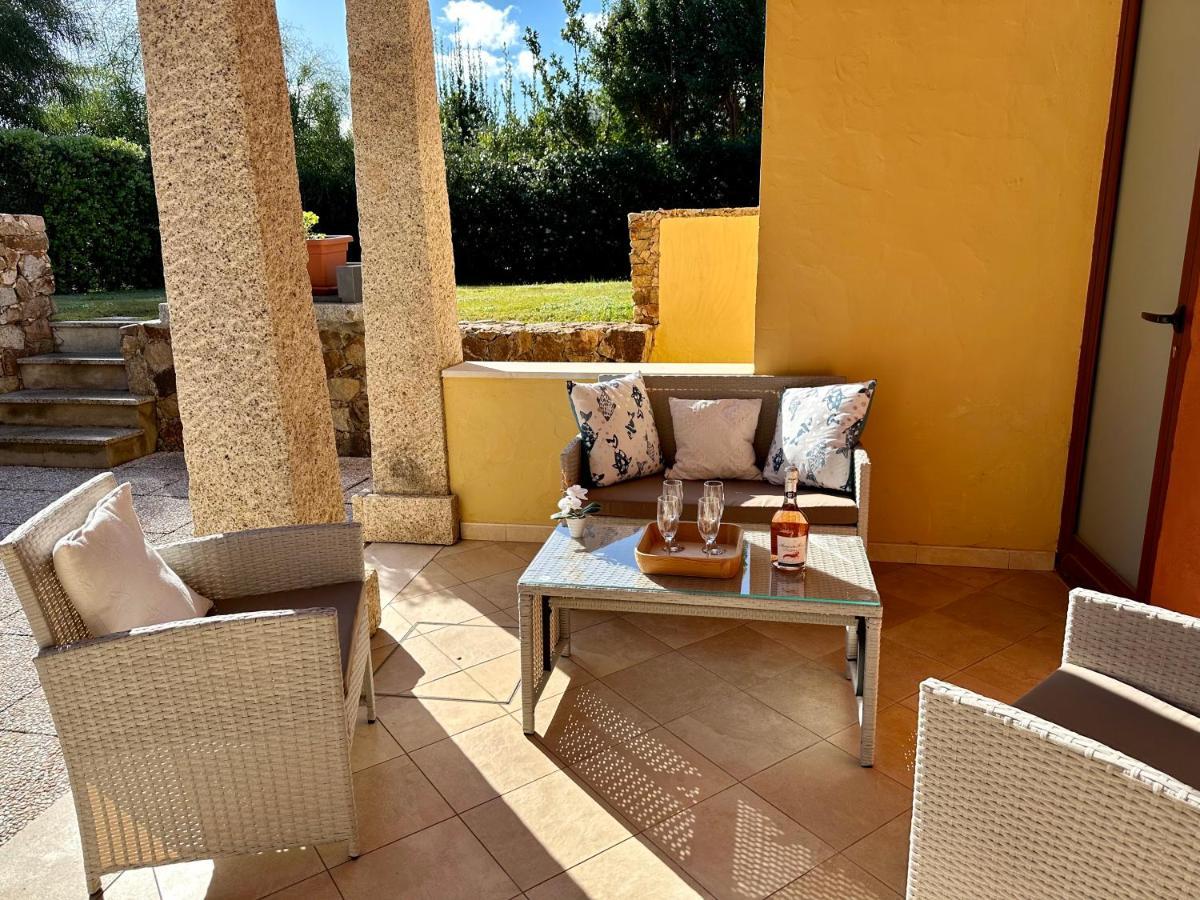 Villa Zippiri Is Molas Pula Luaran gambar