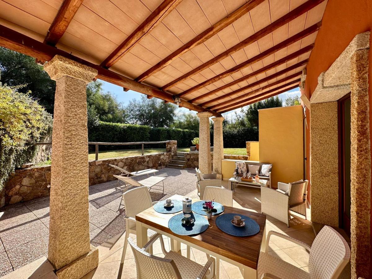 Villa Zippiri Is Molas Pula Luaran gambar
