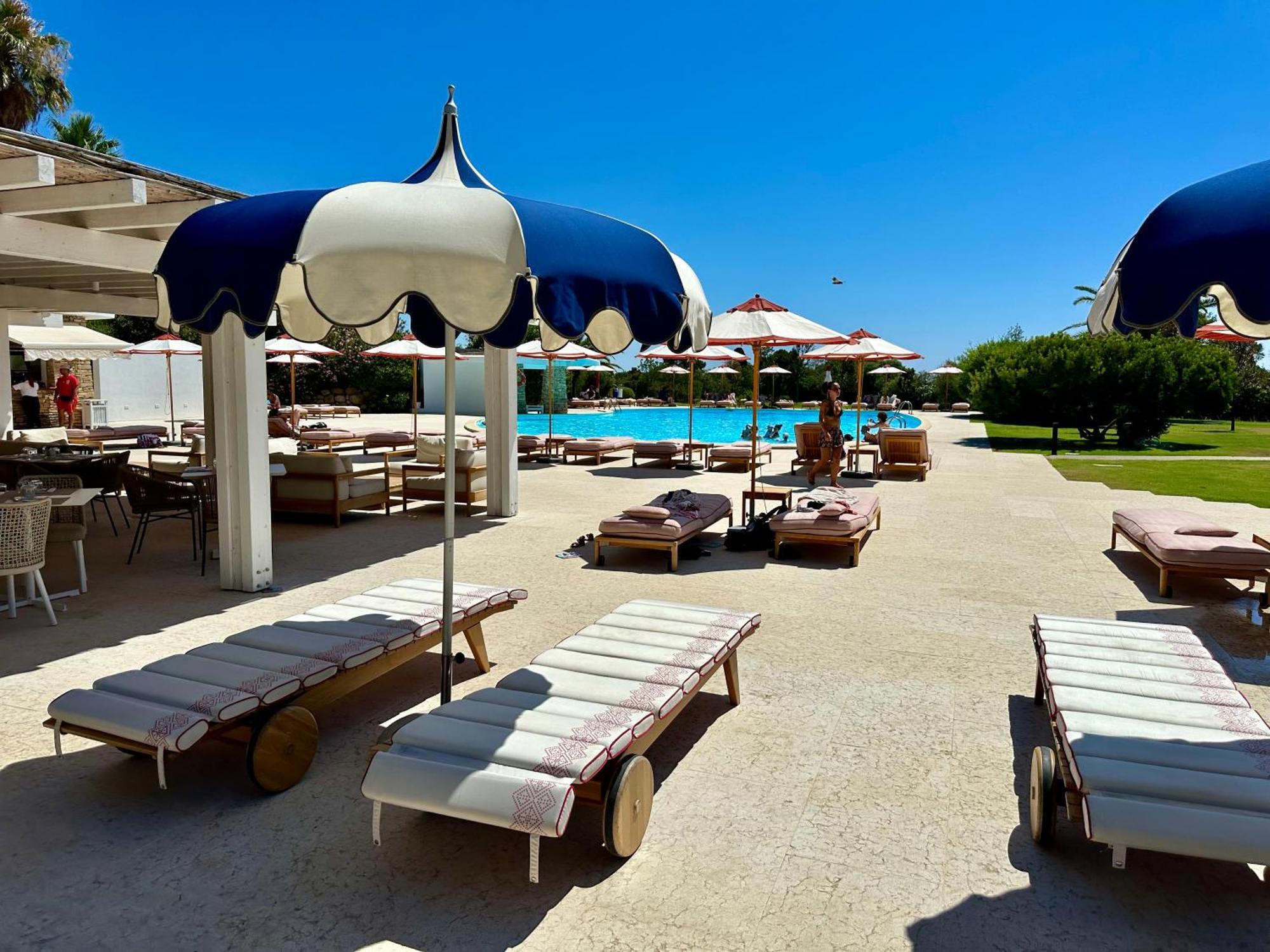 Villa Zippiri Is Molas Pula Luaran gambar